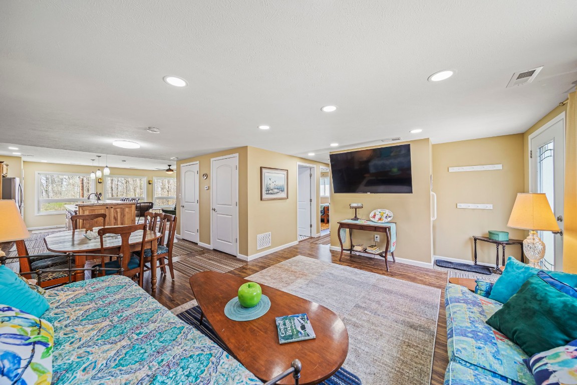 11571 N Lake Road, Espyville, Pennsylvania image 10