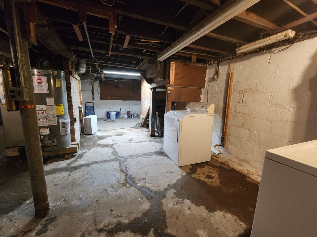 716 Wallace Street, Erie, Pennsylvania image 23