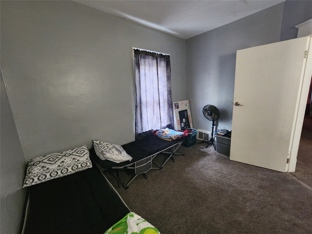 716 Wallace Street, Erie, Pennsylvania image 22