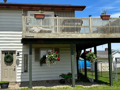 Homes For Sale - 11380 Primrose Lane<br/> Conneaut Lake, PA 16316