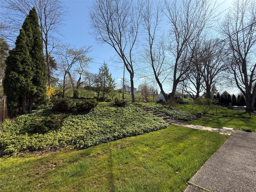 2525 E 44 Street, Erie, Pennsylvania image 15