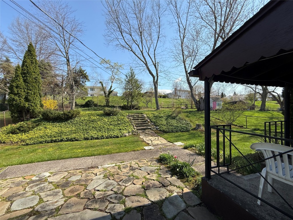 2525 E 44 Street, Erie, Pennsylvania image 17