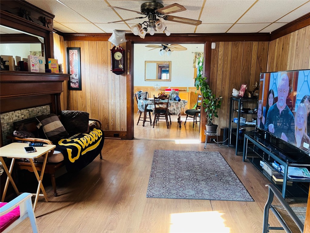 910 E 21st Street, Erie, Pennsylvania image 4