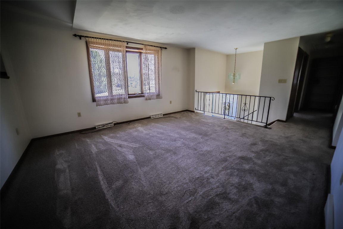 3350 Woodrose Lane, Erie, Pennsylvania image 11