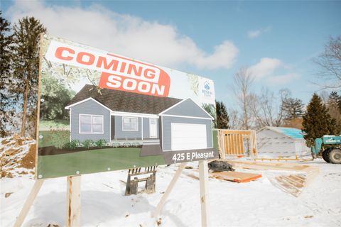 Homes For Sale - 425 E Pleasant Street<br/> Corry, PA 16407