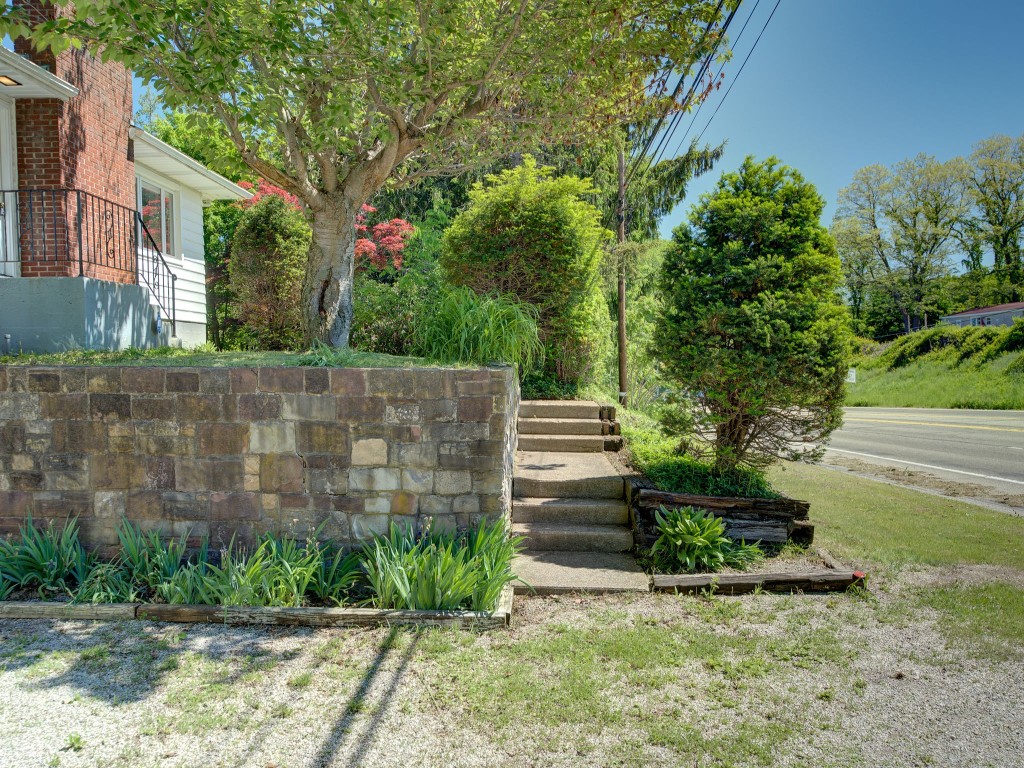 6620 W Ridge Road, Fairview, Pennsylvania image 4