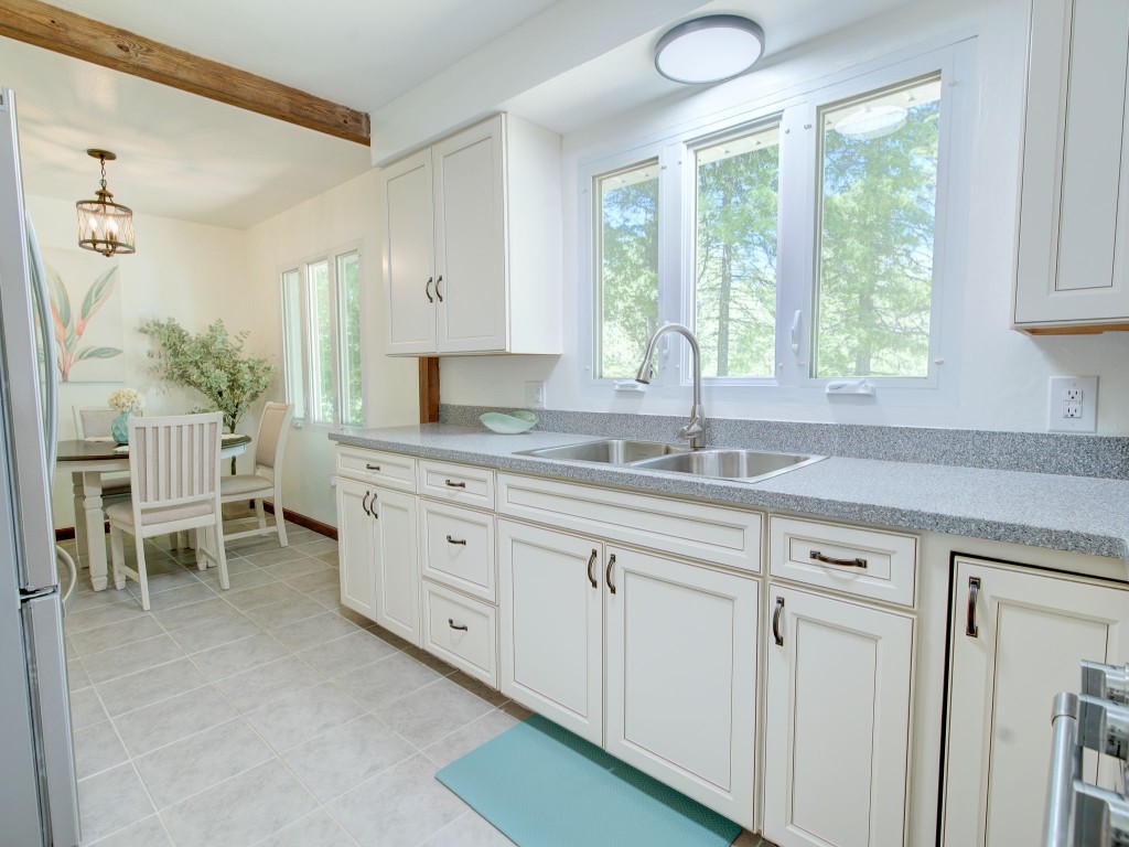6620 W Ridge Road, Fairview, Pennsylvania image 14