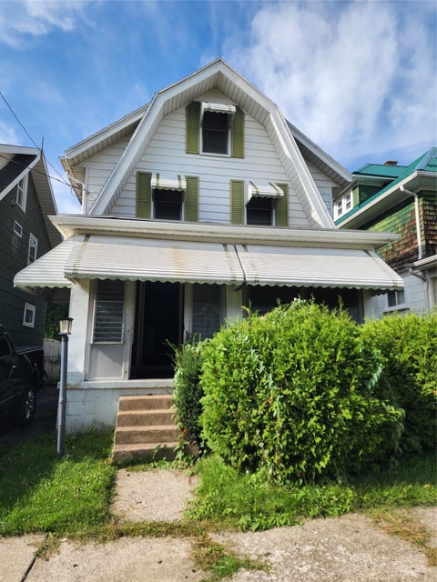 Homes For Sale - 320 E 29th Street<br/> Erie, PA 16504