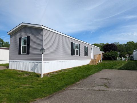 Homes For Sale - 5149 Henderson Road #83<br/> Erie, PA 16509