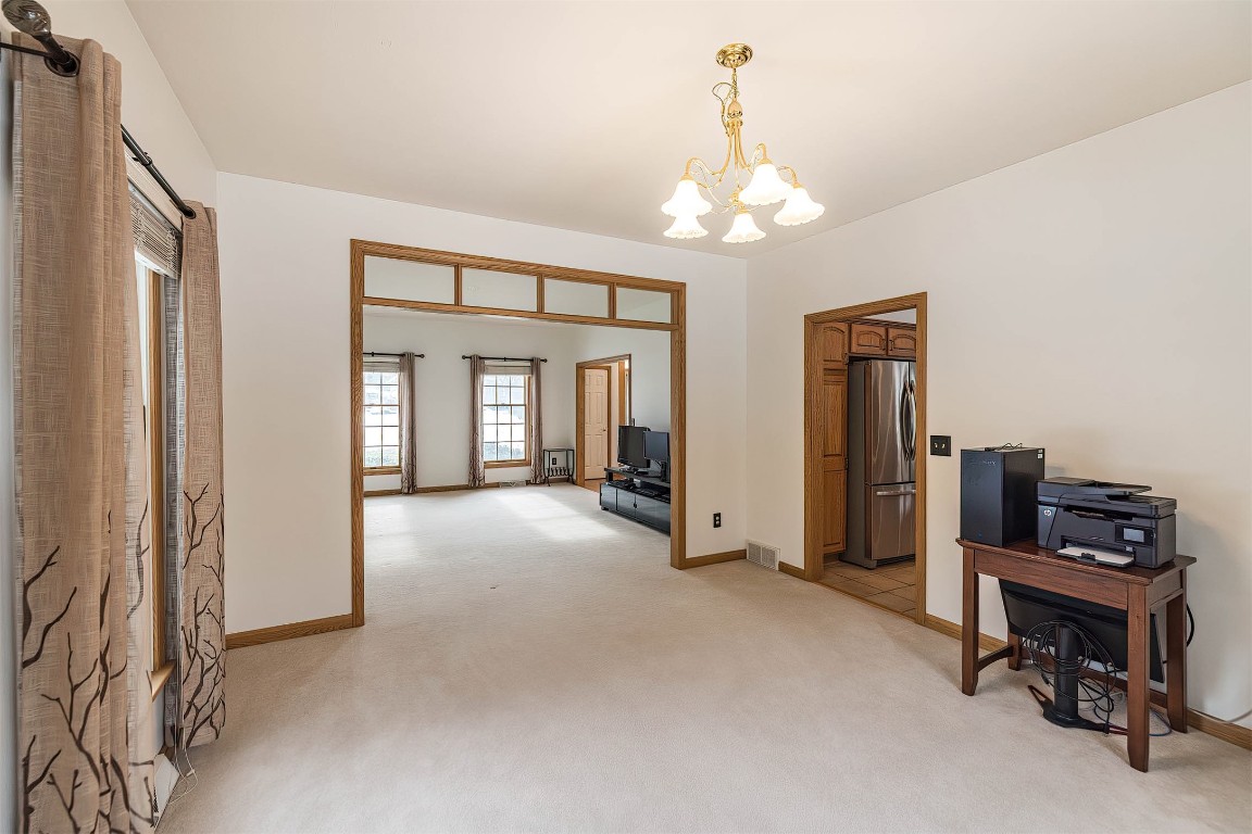6742 Richardson Circle, Fairview, Pennsylvania image 9