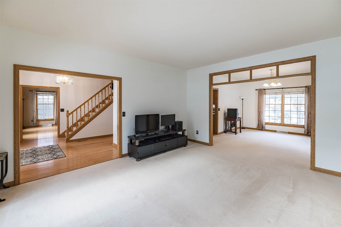 6742 Richardson Circle, Fairview, Pennsylvania image 8