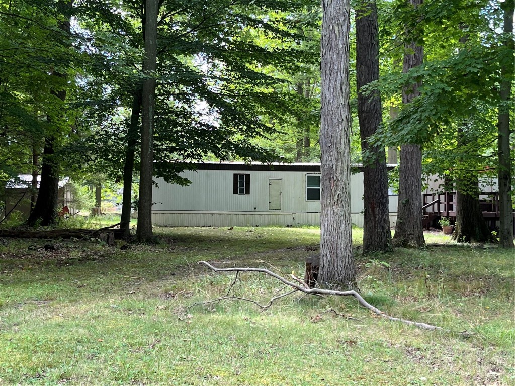 1957 Quincy Lane, Linesville, Pennsylvania image 1