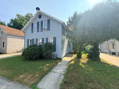 Multifamily For Sale - 2676 Maple Street<br/> Erie County, Erie, PA 16508