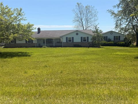 Homes For Sale - 7611 Franklin Pike<br/> Meadville, PA 16335