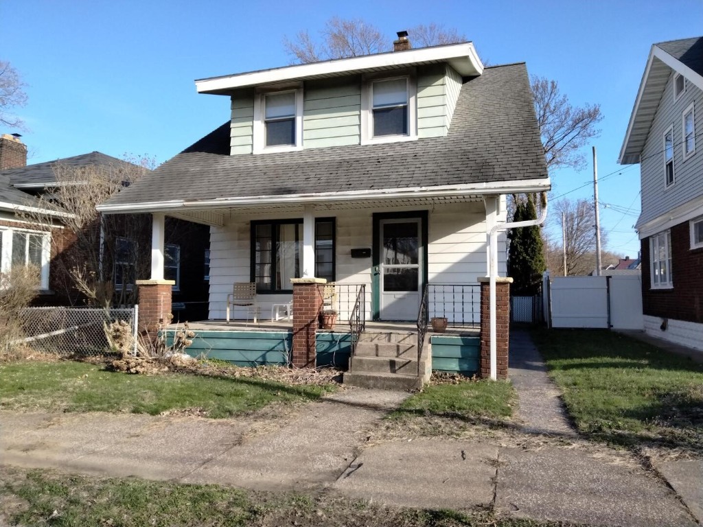 1963 E Lake Road, Erie, Pennsylvania image 2