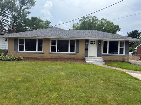 Homes For Sale - 4818 Cherry Street<br/> Erie, PA 16509