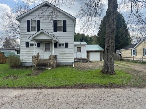 Homes For Sale - 174 Davenport Street<br/> Crawford County, Spartansburg, PA 16434