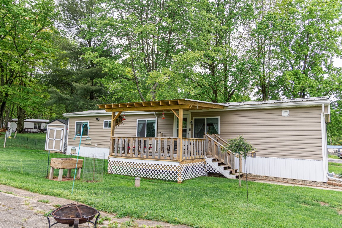 12840 Cypress Street, Conneaut Lake, Pennsylvania image 2