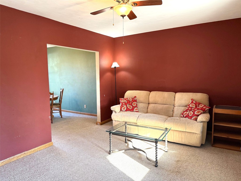 823 Priestley Avenue, Erie, Pennsylvania image 3
