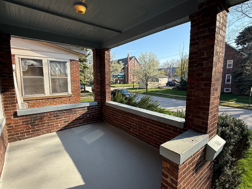 823 Priestley Avenue, Erie, Pennsylvania image 2
