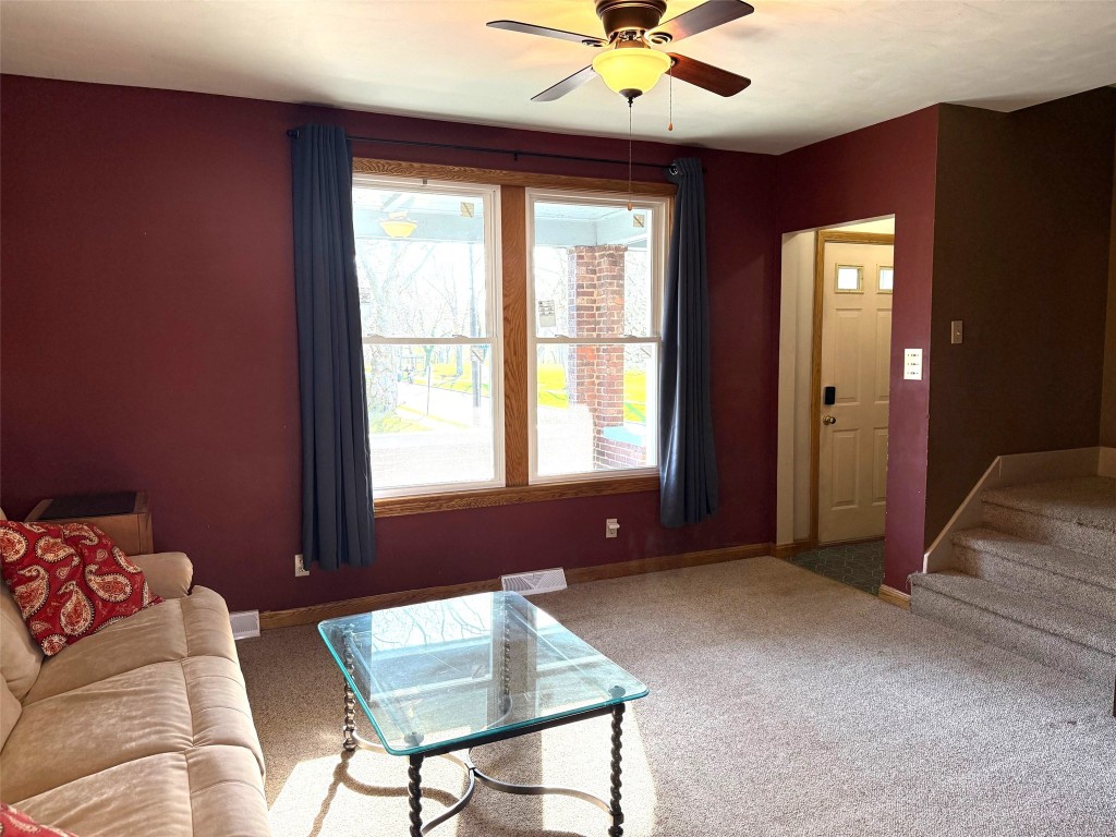 823 Priestley Avenue, Erie, Pennsylvania image 5