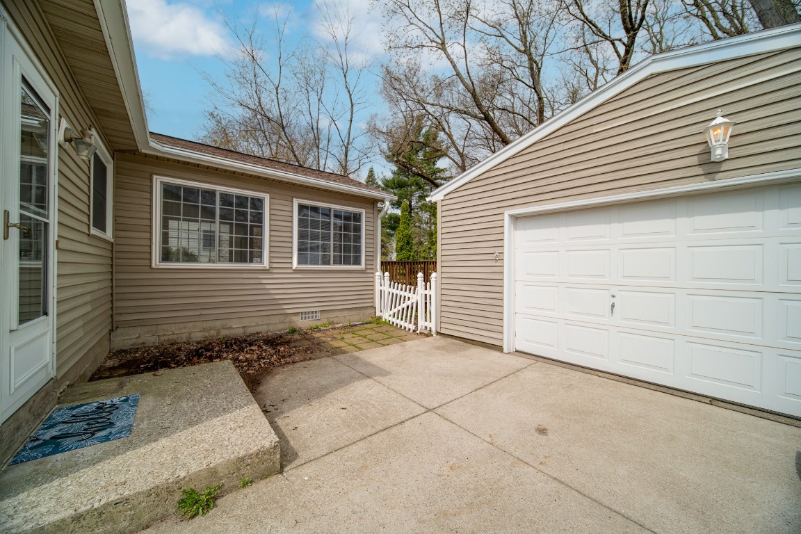 2834 E 27th Street, Erie, Pennsylvania image 21