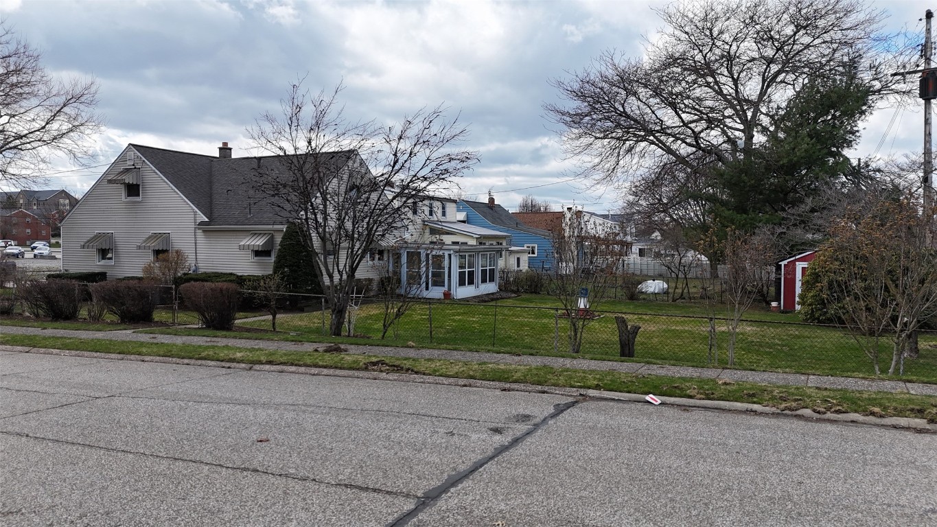 758 E 37th Street, Erie, Pennsylvania image 46