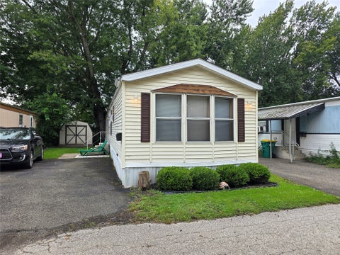 Homes For Sale - 1428 Wana Drive<br/> Erie, PA 16505