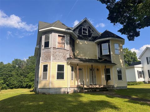 Homes For Sale - 223-225 Thomas Street<br/> Cambridge Springs, PA 16403