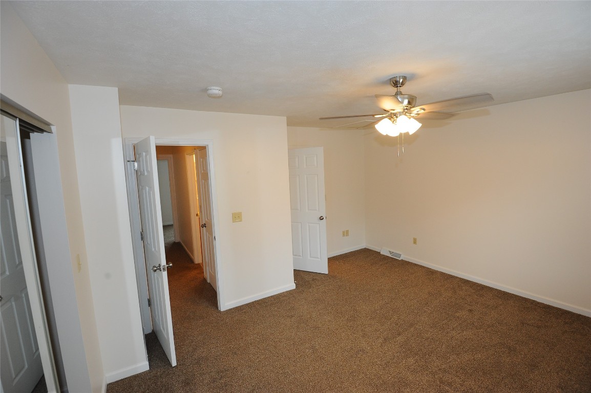 4146 Wood Hills Drive #C41, Erie, Pennsylvania image 18
