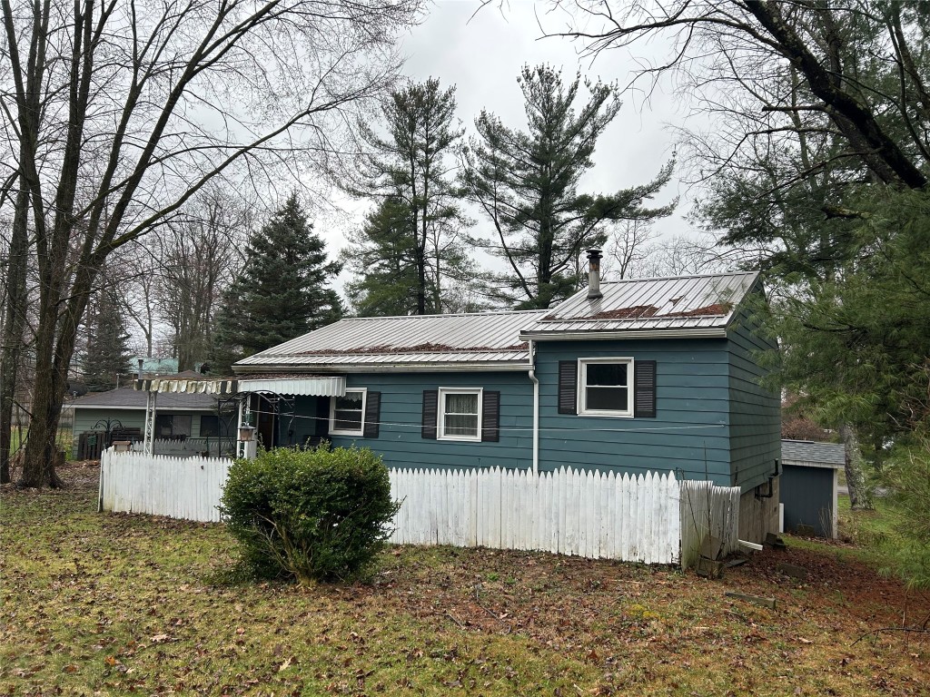 12058 Choctaw Circle, Conneaut Lake, Pennsylvania image 2
