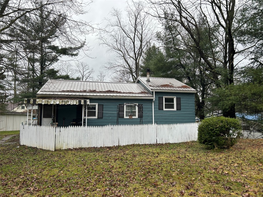 12058 Choctaw Circle, Conneaut Lake, Pennsylvania image 3