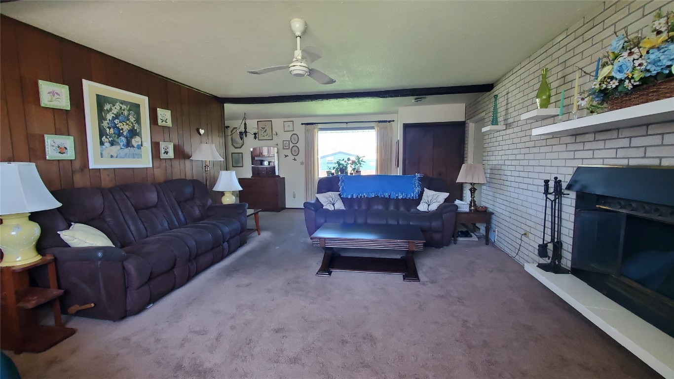 1642 W 24th Street, Erie, Pennsylvania image 8