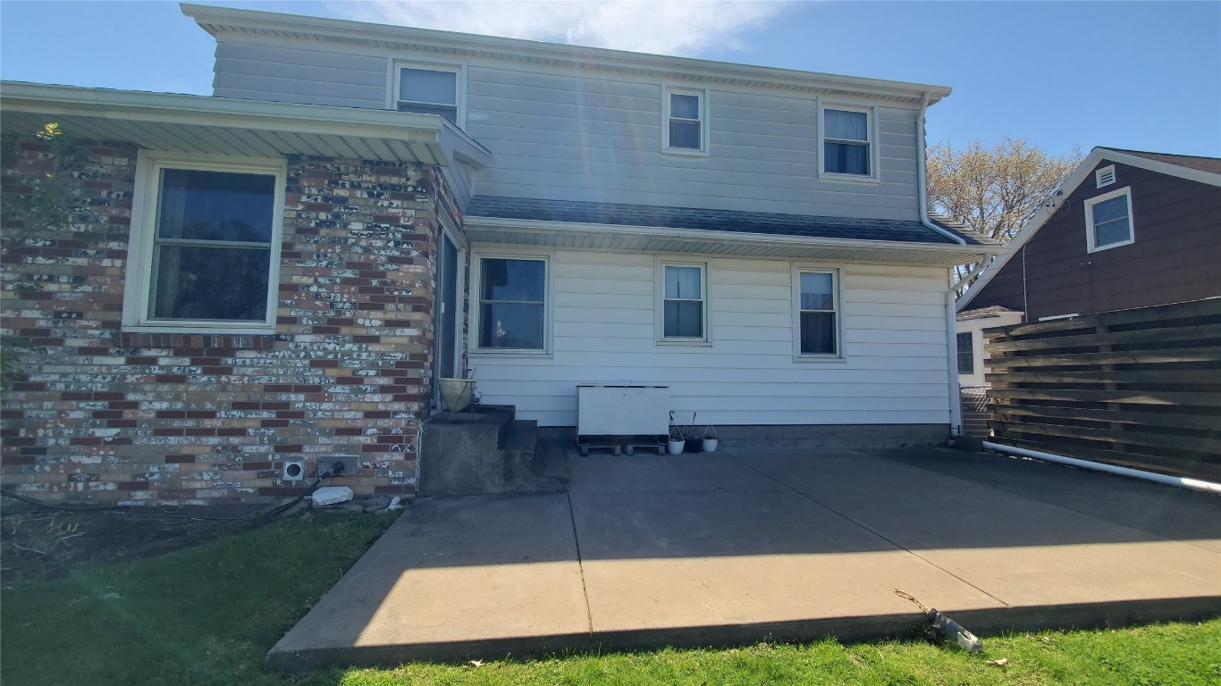 1642 W 24th Street, Erie, Pennsylvania image 27