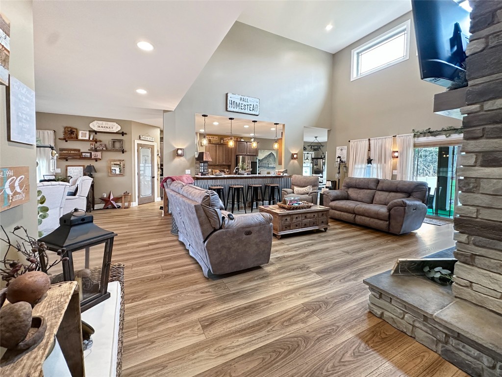 2150 Deer Run Trail, Erie, Pennsylvania image 9