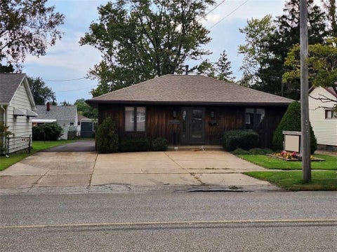 Photo for 936 W 38TH Street