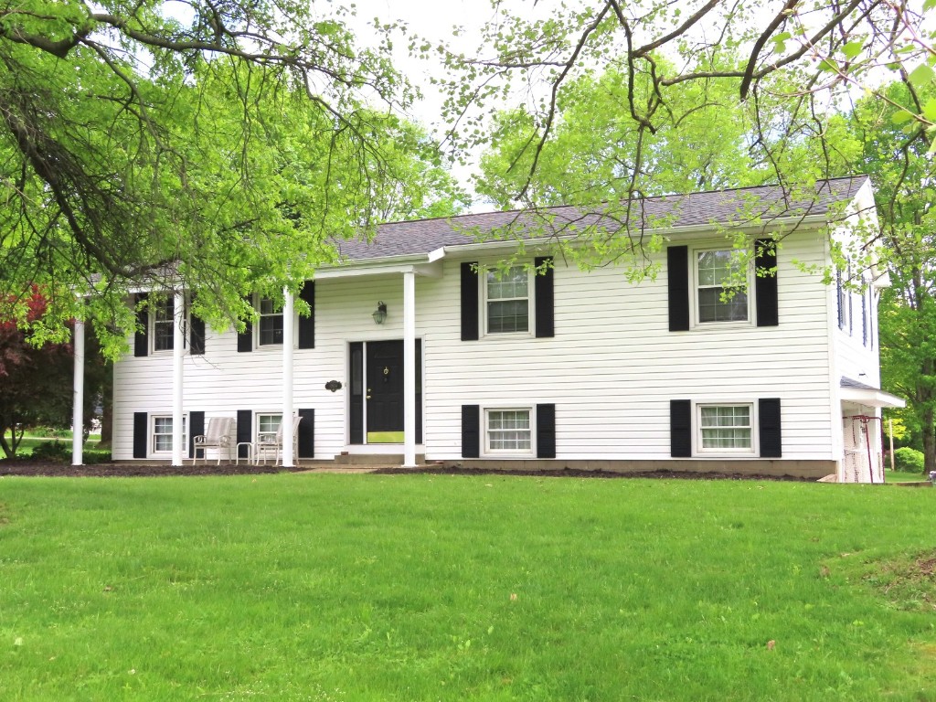 12930 Park Lane Drive, Meadville, Pennsylvania image 1
