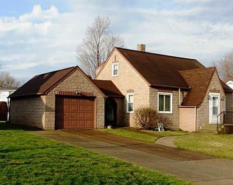 Homes For Sale - 140 Lake Avenue<br/> Erie, PA 16511