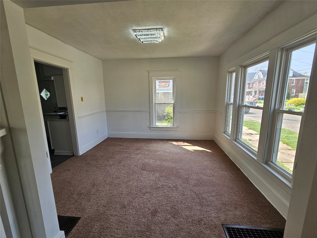 963 W 7th Street, Erie, Pennsylvania image 11