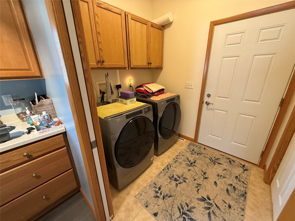 2880 Cardinal Drive #34, Erie, Pennsylvania image 25