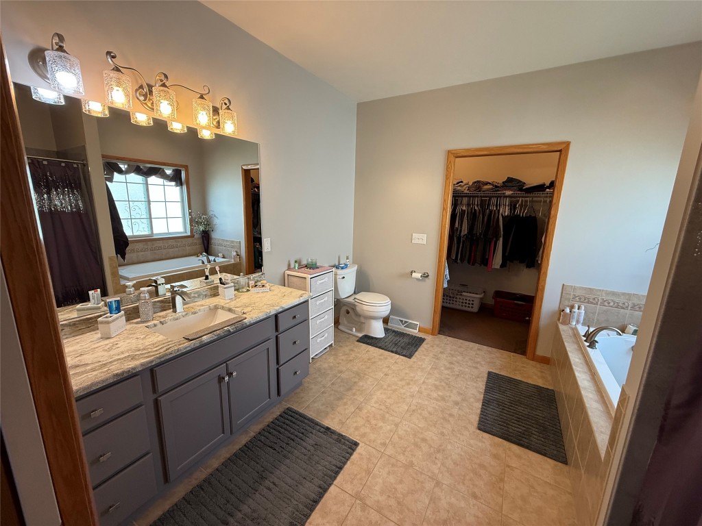 2880 Cardinal Drive #34, Erie, Pennsylvania image 21