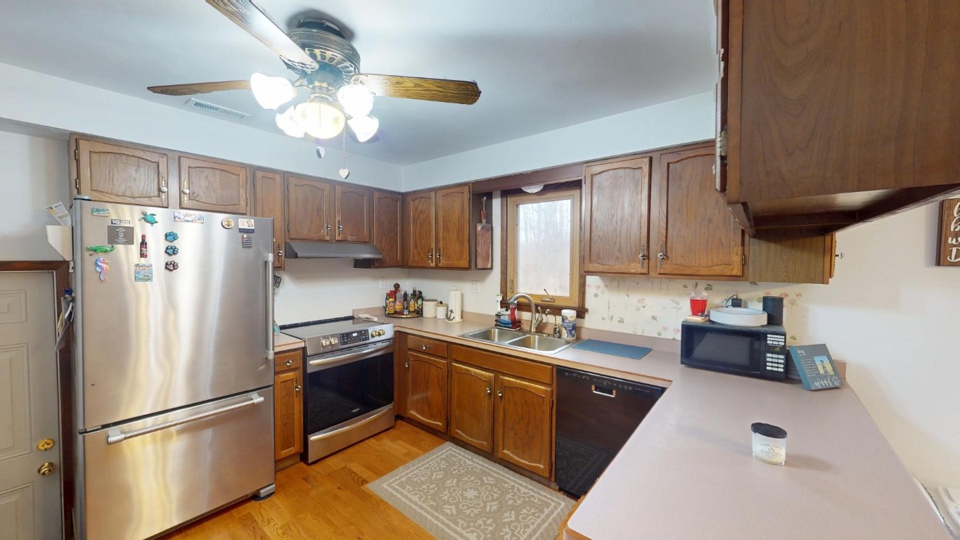 10751 Wales Road, Erie, Pennsylvania image 8