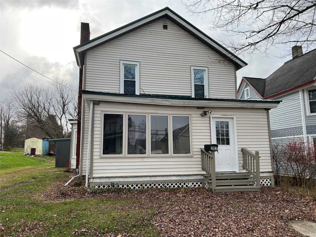 207 Beach Avenue, Cambridge Springs, Pennsylvania image 3