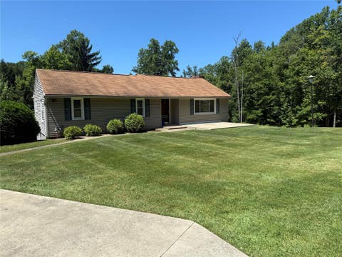 Photo for 600 AVONIA Road
