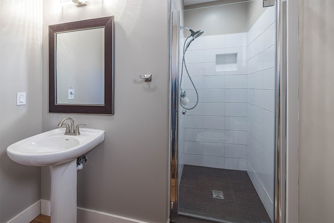 21 East Drive, Erie, Pennsylvania image 38