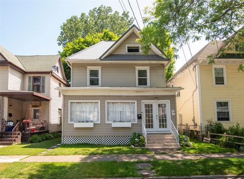 Homes For Sale - 707 Plum Street<br/> Erie, PA 16502