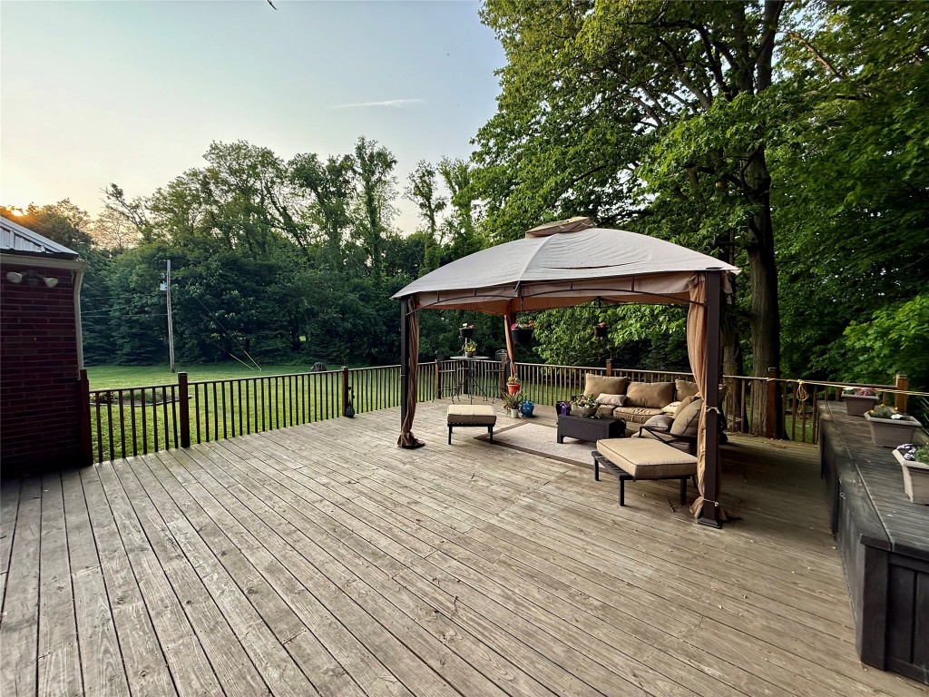 6571 W Lake Road, Fairview, Pennsylvania image 9