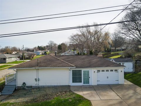 Homes For Sale - 1127 E 40th Street<br/> Erie, PA 16504