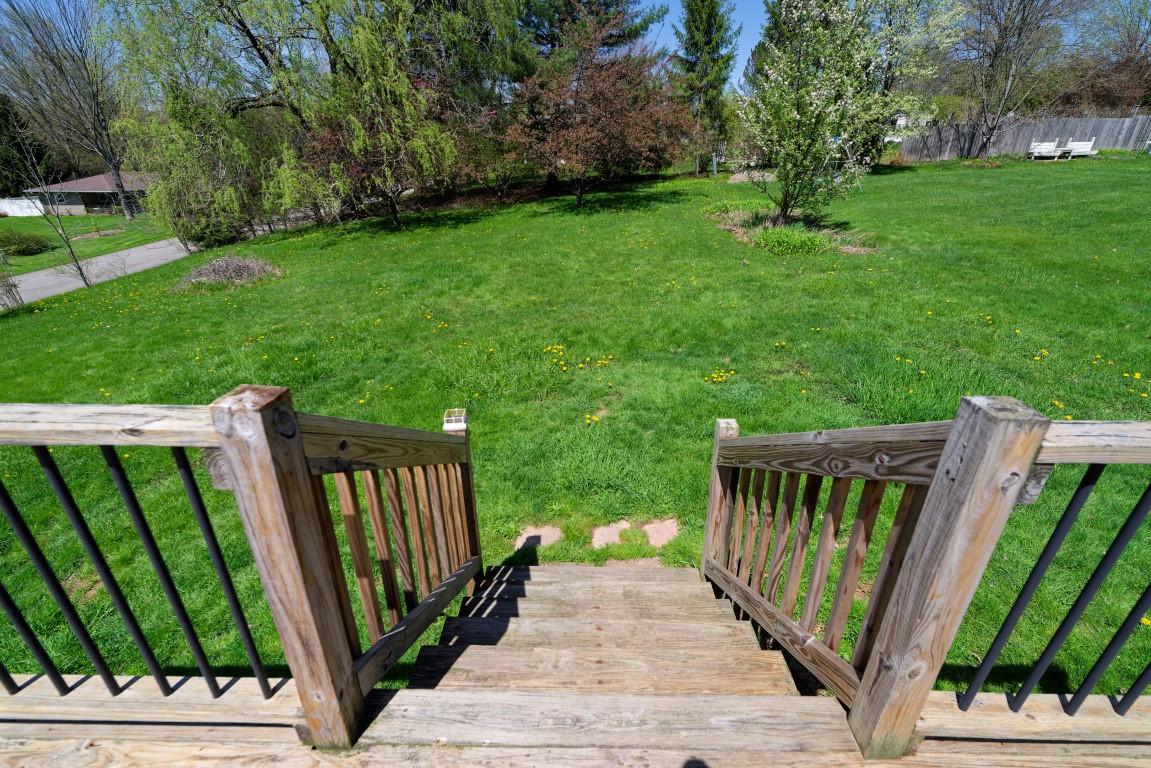 301 Hillcrest Drive, Edinboro, Pennsylvania image 27