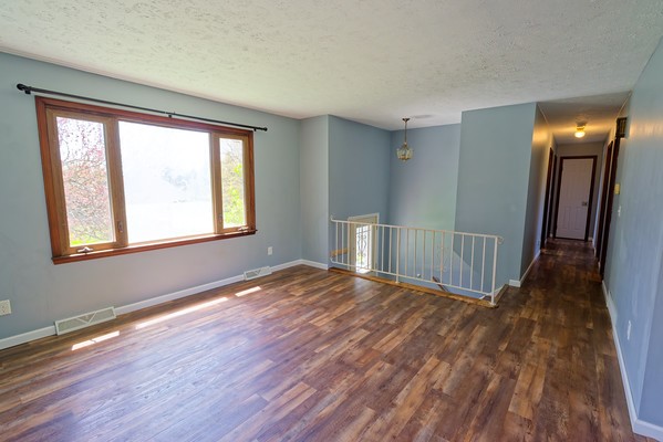 301 Hillcrest Drive, Edinboro, Pennsylvania image 7
